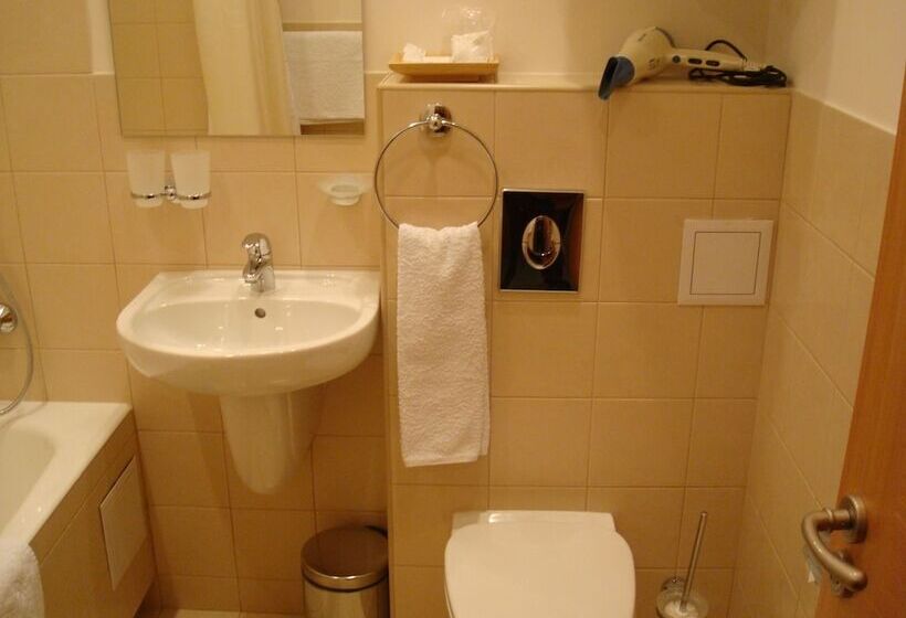 اتاق کلاس بیزنس, Vicont