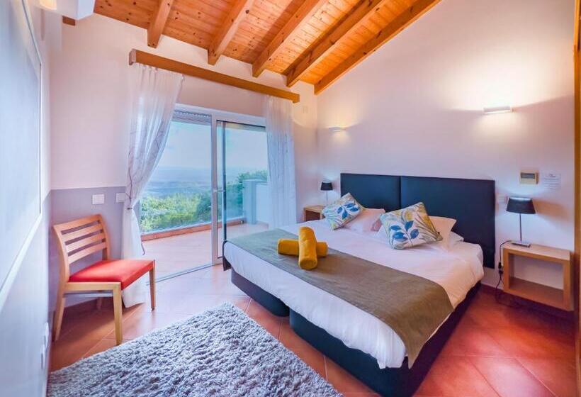 סוויטה עם מרפסת, Vilafoia