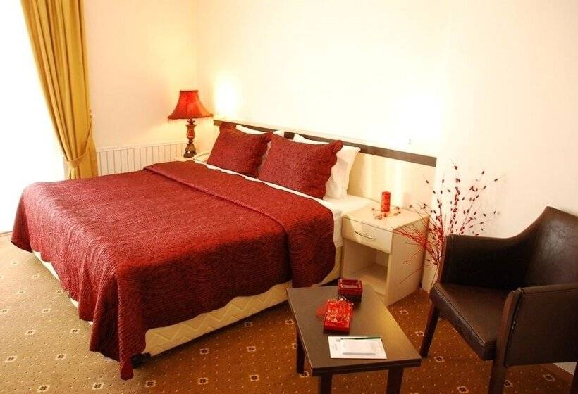 غرفة قياسية, Otel Bossinop