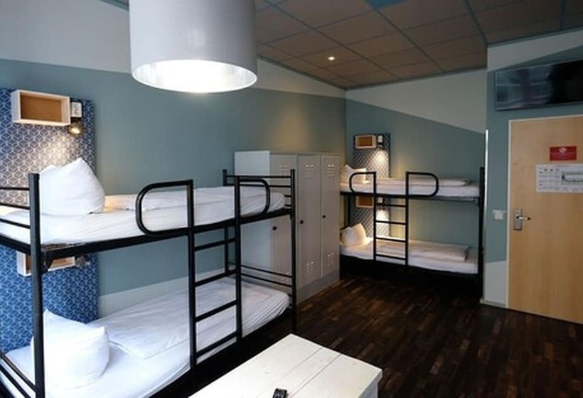 Bed in Shared Room with Shared Bathroom, Singer109 Hostel, Hotel & Apartment