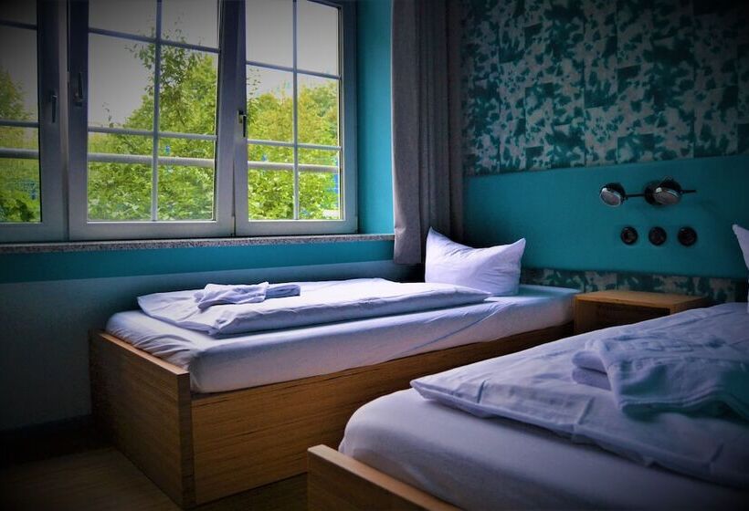 اتاق استاندارد یک نفره, Singer109 Hostel, Hotel & Apartment