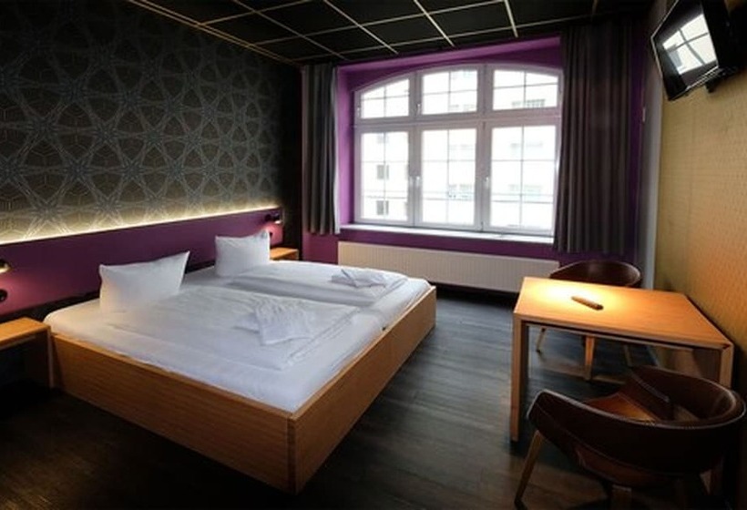 اتاق استاندارد یک نفره, Singer109 Hostel, Hotel & Apartment