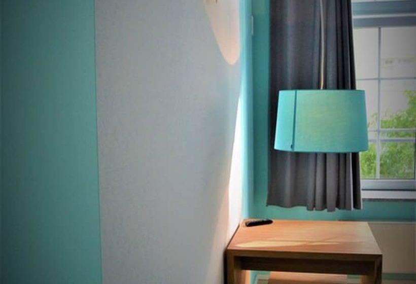 اتاق استاندارد یک نفره, Singer109 Hostel, Hotel & Apartment