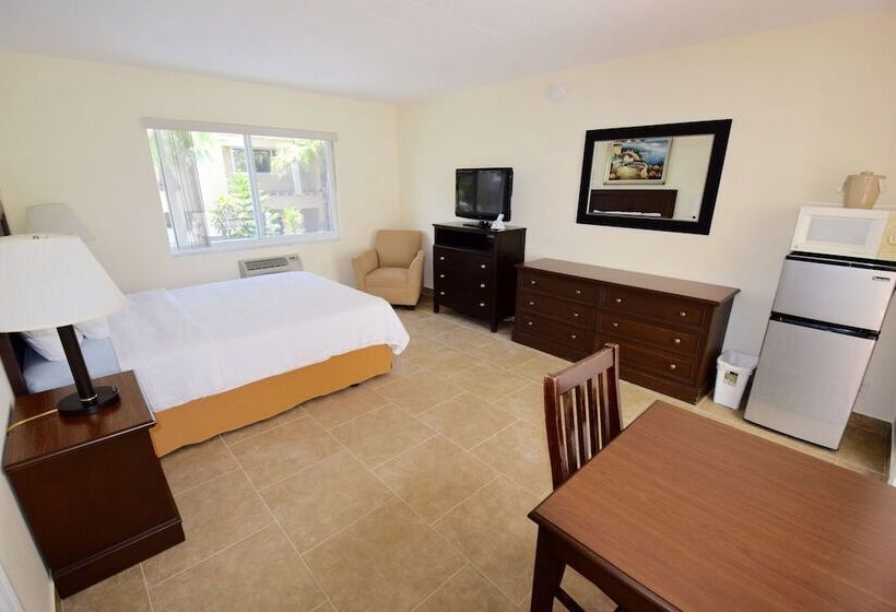 标准间, Surf Side Resort