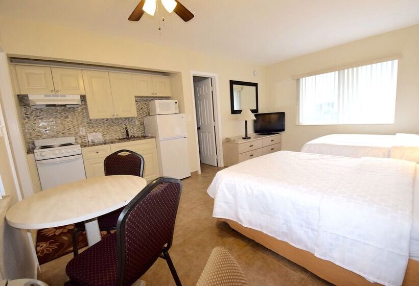 标准工作室, Surf Side Resort