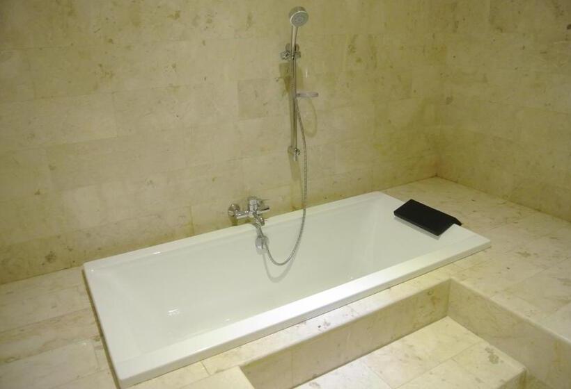 带3个卧室的别墅, Anginsepoi