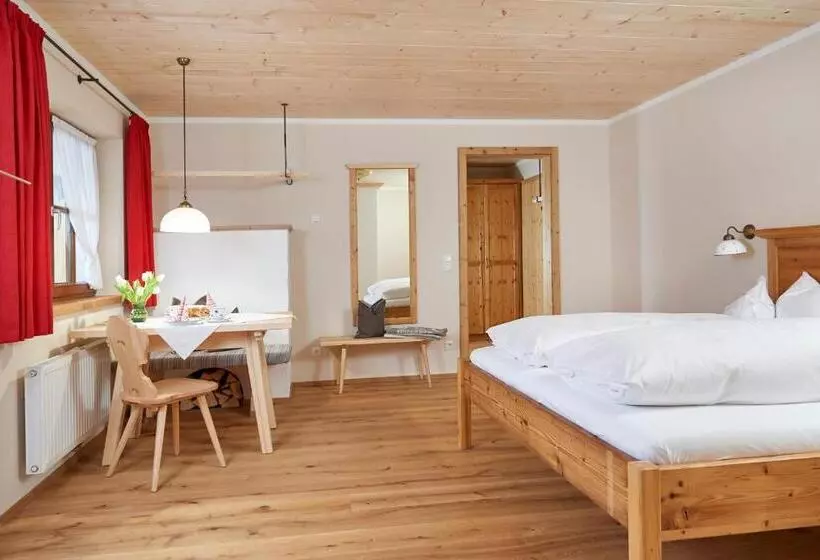 Suite Mountain View, Biohotel Walser Stuba