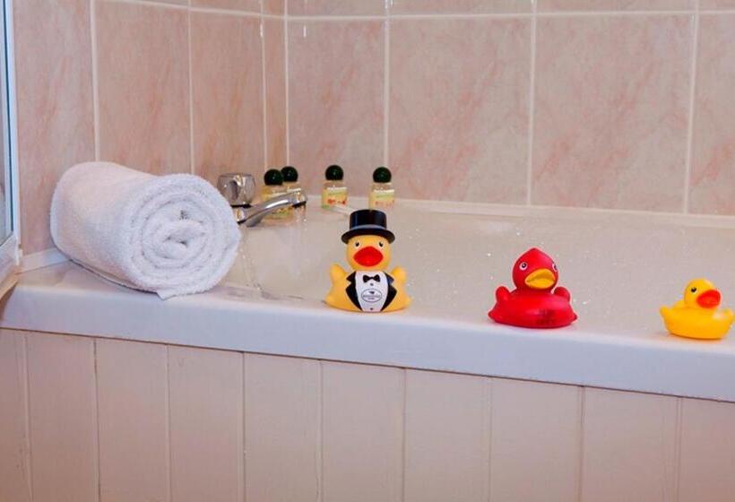 Номер Стандарт Индивидуальный, Gold Coast Resort Dungarvan