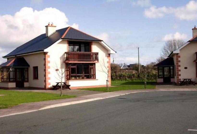 Апартаменты 4 Спальни, Gold Coast Resort Dungarvan