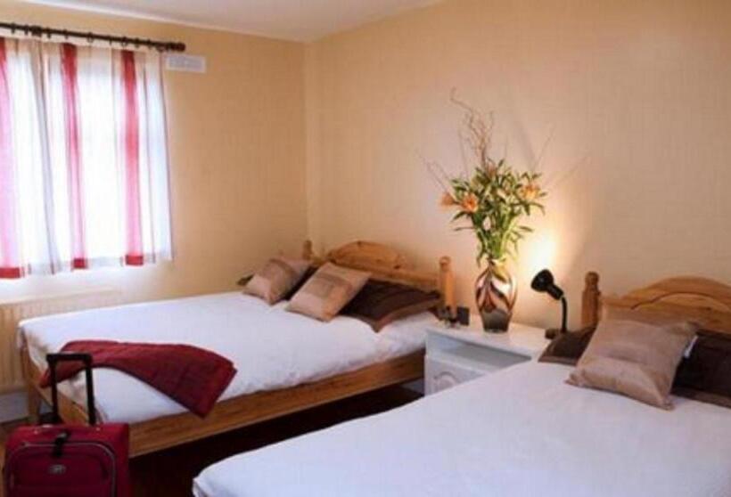 침실 4개 아파트, Gold Coast Resort Dungarvan