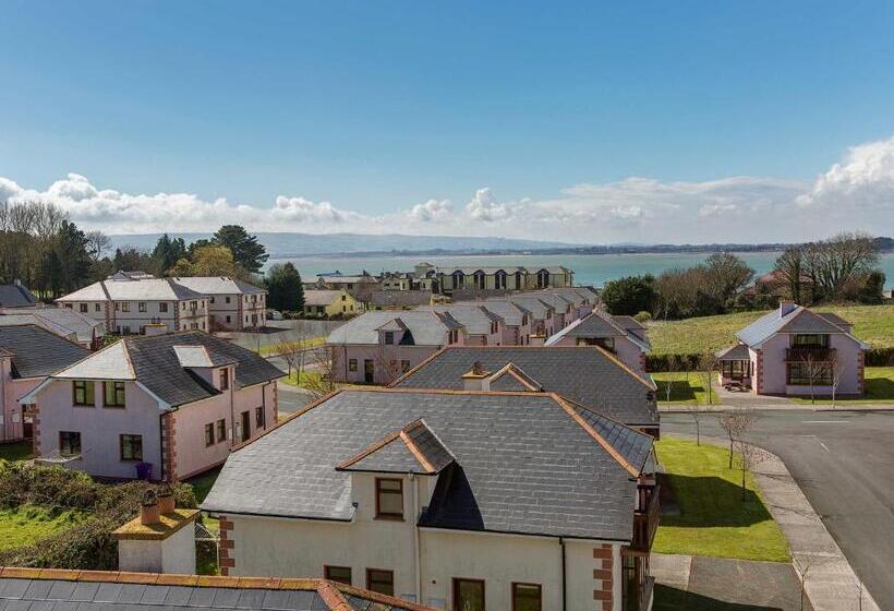 Апартаменты 4 Спальни, Gold Coast Resort Dungarvan