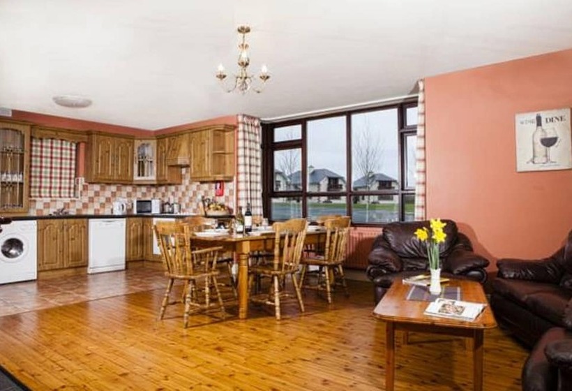 Апартаменты 4 Спальни, Gold Coast Resort Dungarvan