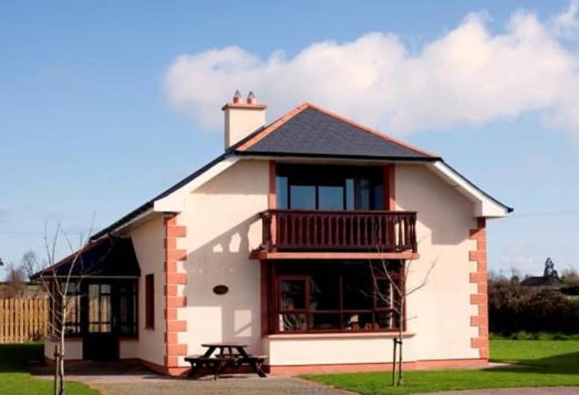 Апартаменты 4 Спальни, Gold Coast Resort Dungarvan