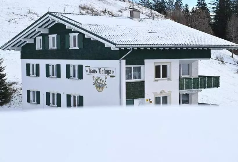 １ベッドルームハウス, Haus Valuga