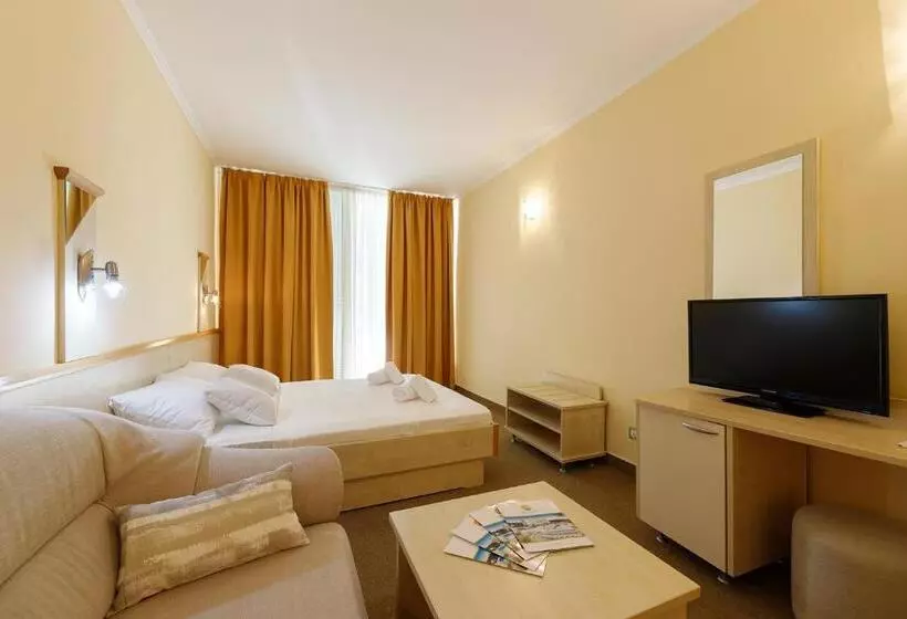 バルコニー付きスタンダードルーム, Family Hotel Adria   All Inclusive