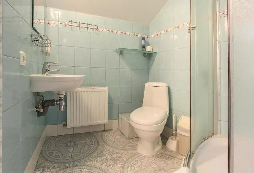 Habitación Estándar, Alba