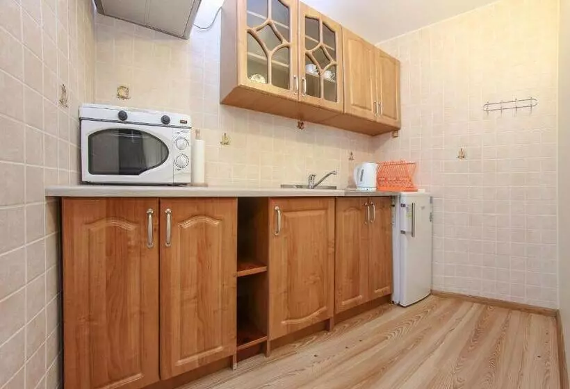 Habitación Estándar, Alba