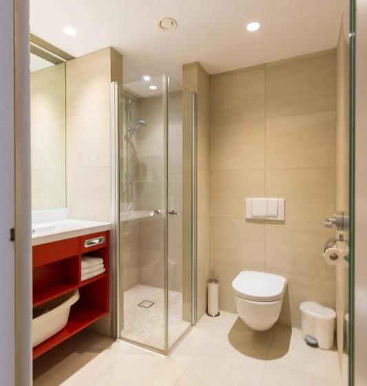 Семейный Номер, All In Red Thermen