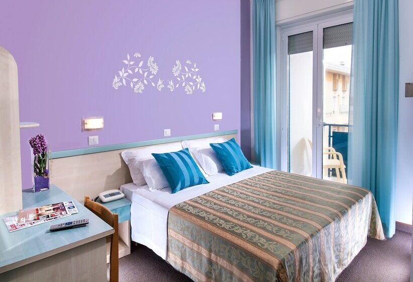 스탠다드 발코니 룸, Diana