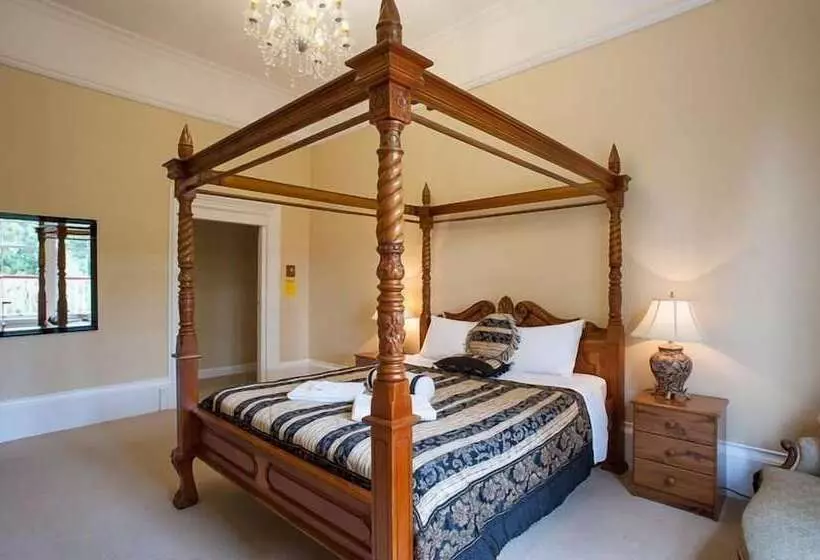 Standard Yhden Hengen Huone Jaettu Kylpyhuone, Fellworth House For Solo Travellers