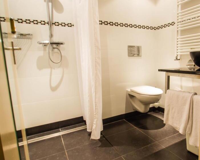 Номер Стандарт, Hajé Waterlodge En Hotel Ark De Aalscholver