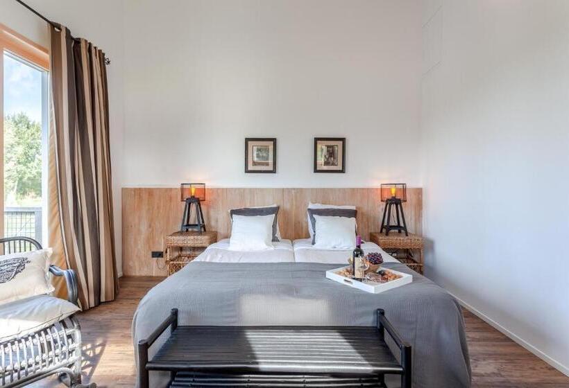 Номер Стандарт с Балконом, Hajé Waterlodge En Hotel Ark De Aalscholver