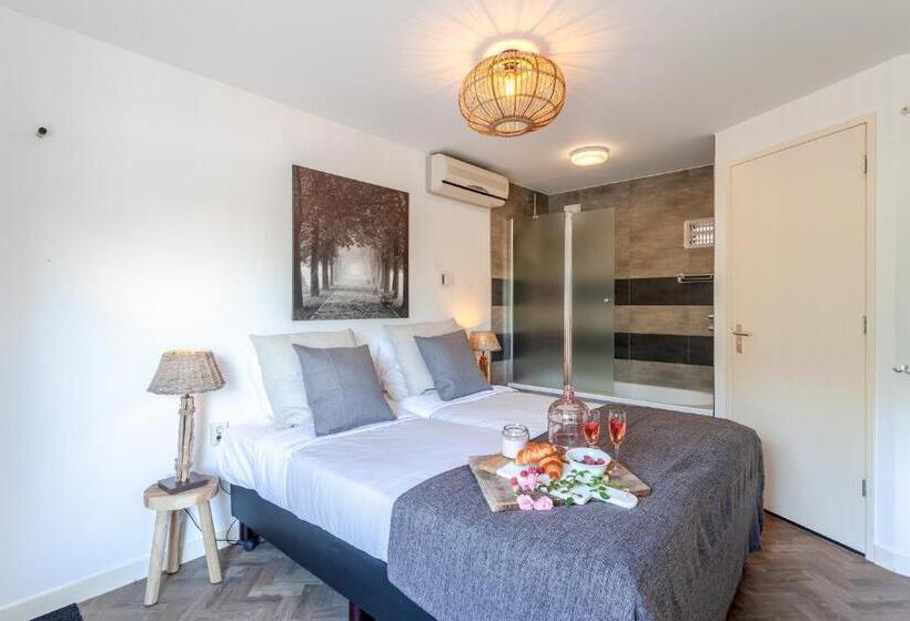 Номер Стандарт, Hajé Waterlodge En Hotel Ark De Aalscholver