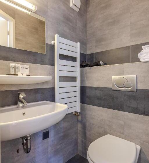 Номер Стандарт, Hajé Waterlodge En Hotel Ark De Aalscholver