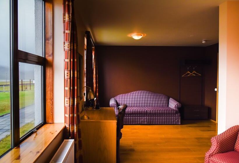 اتاق سوپریور با چشمانداز دریا, Latrabjarg