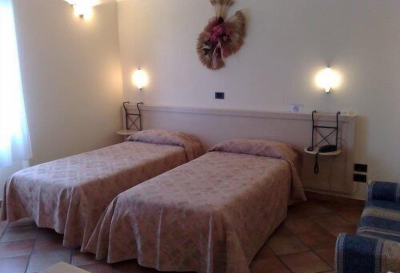 标准间, Locanda Il Gallo