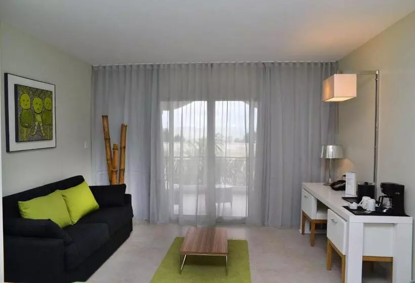 Premium-huone, NH Haiti El Rancho
