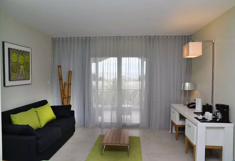 Premium-huone, NH Haiti El Rancho