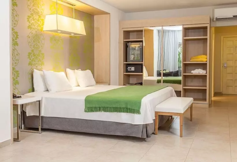 Premium-huone, NH Haiti El Rancho