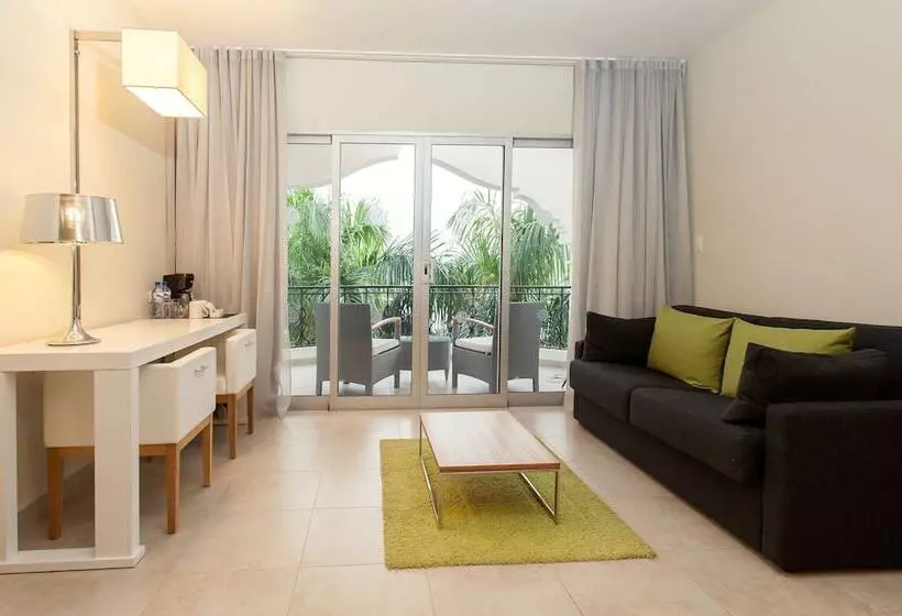 Premium-huone, NH Haiti El Rancho