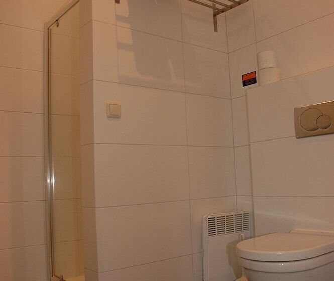 اتاق لوکس, Puur