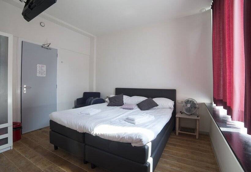 اتاق لوکس, Puur