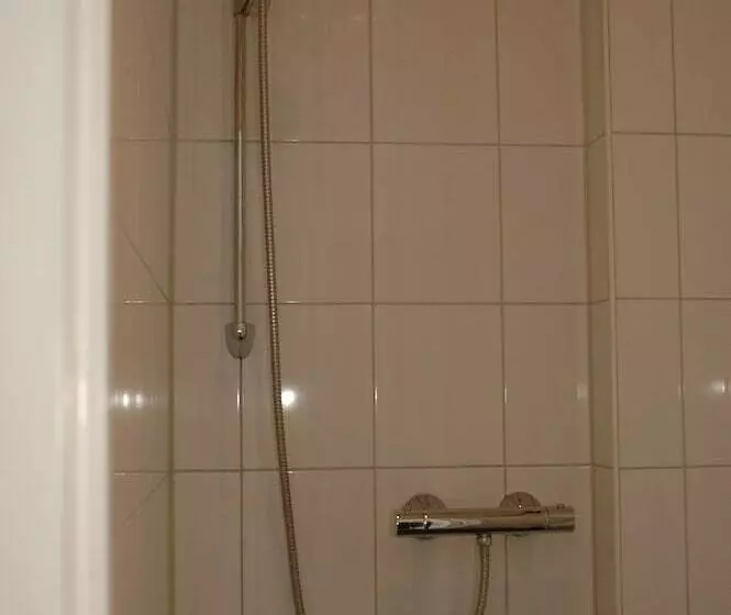 اتاق استاندارد یک نفره, Puur