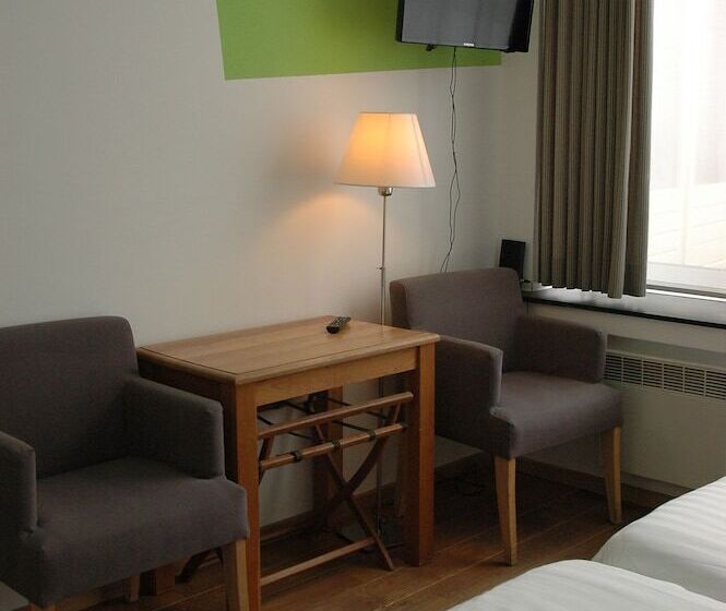 اتاق استاندارد یک نفره, Puur