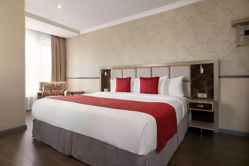 اتاق استاندارد, Ramada By Wyndham Bishkek Centre