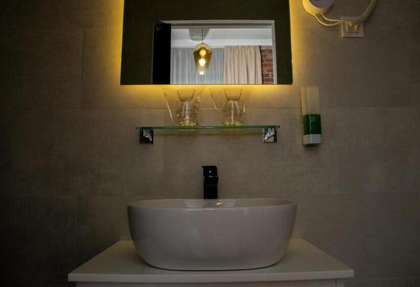 带大床的标准间, & Restoran Dvorac Gjalski