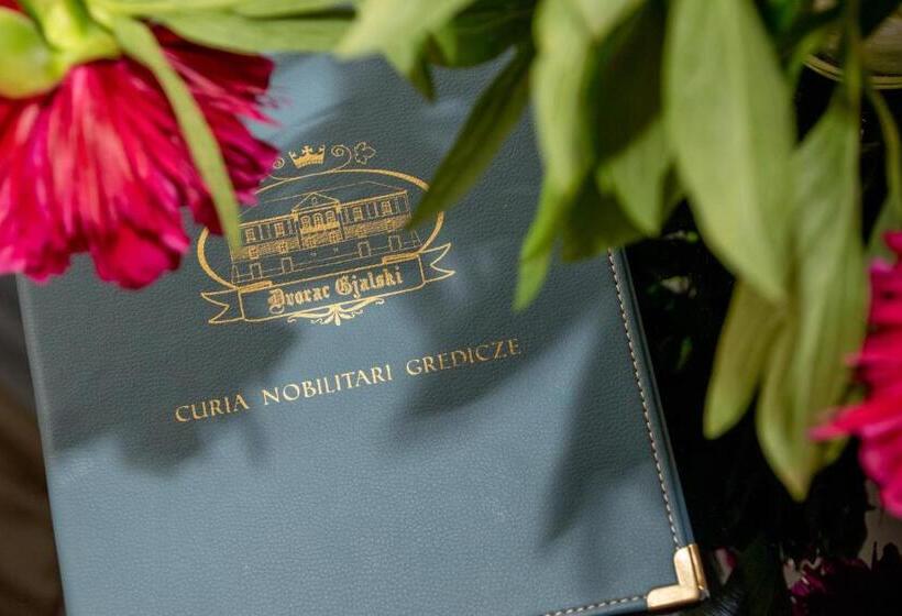 豪华单人间, & Restoran Dvorac Gjalski