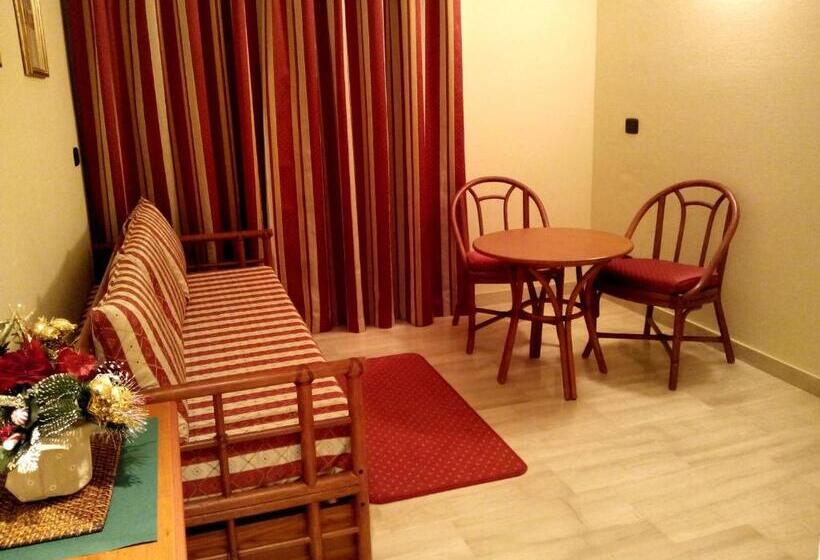 Mini Suite, Select