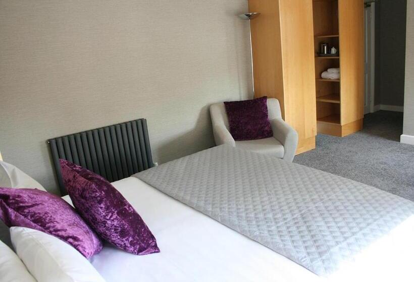 Номер Superior Кровать Кинг, The Warwick Arms