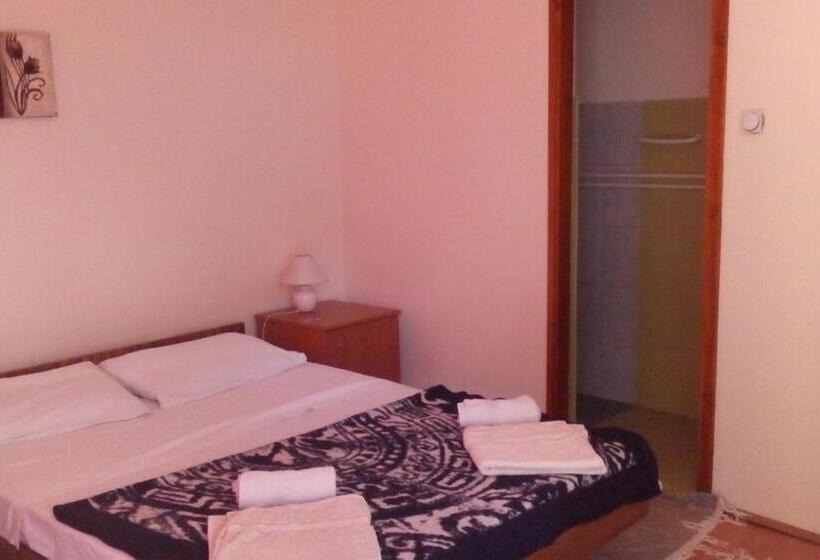 اتاق استاندارد, Motel Le Village