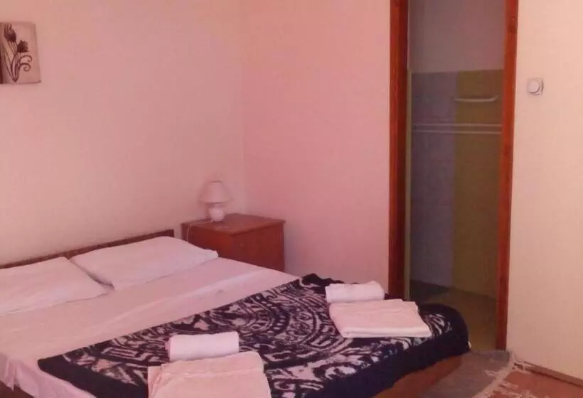 اتاق استاندارد, Motel Le Village