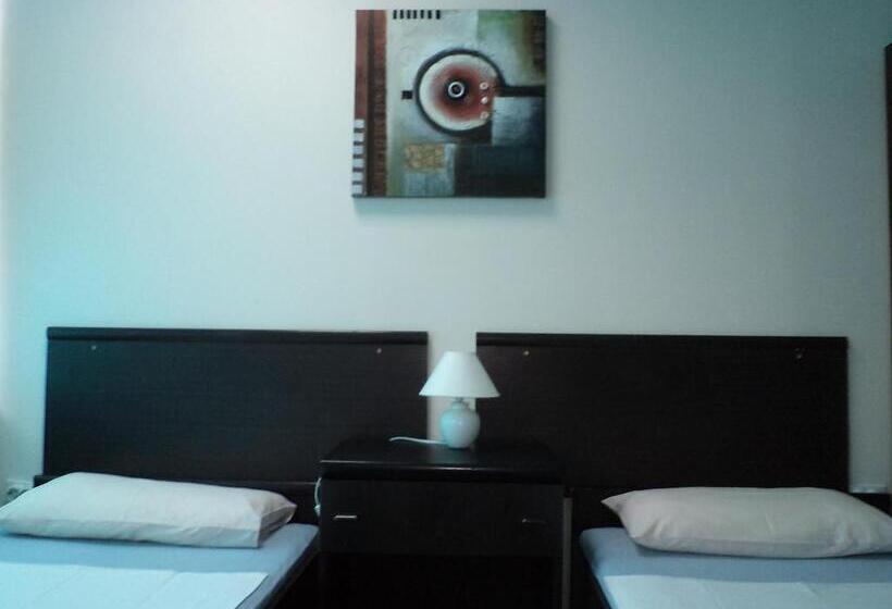 اتاق استاندارد, Motel Le Village