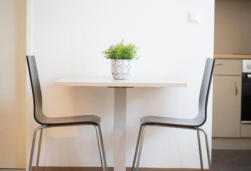 스탠다드 스튜디오, Motel22 Parkplatz Inklusive