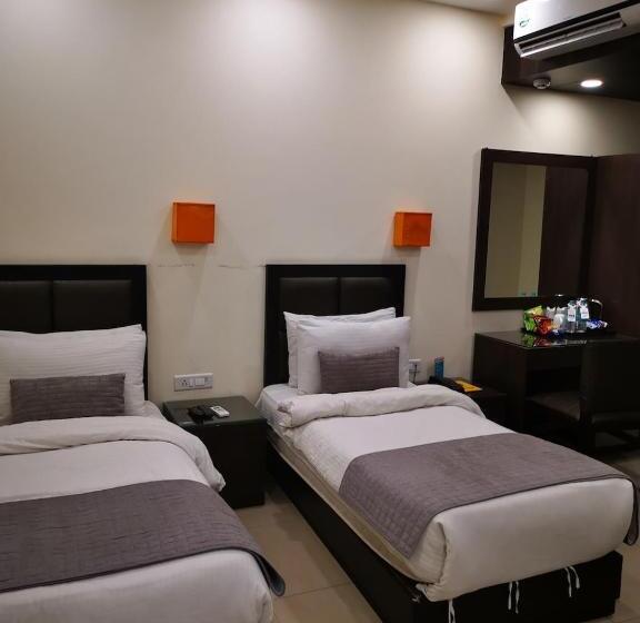 غرفة قياسية, Pk Residency