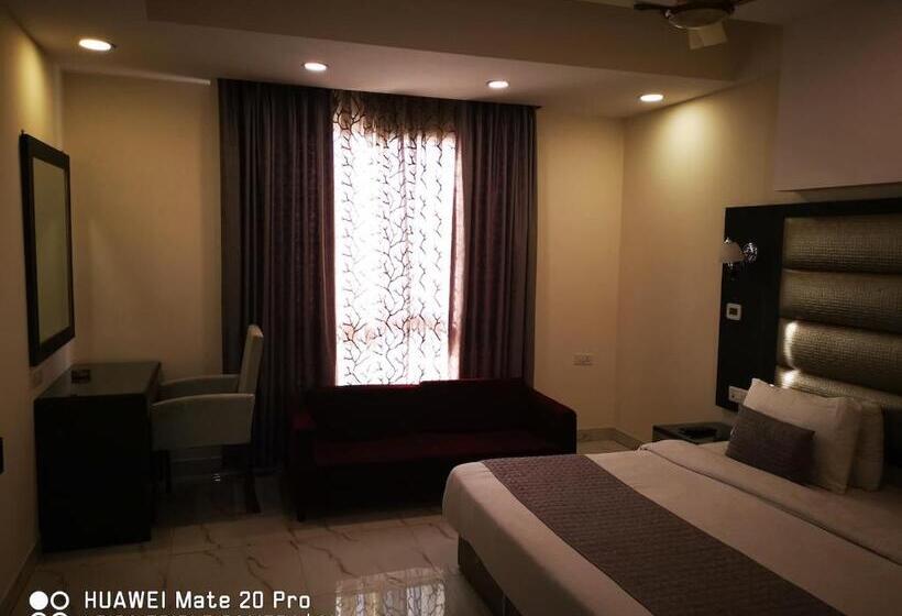 Номер Стандарт, Pk Residency