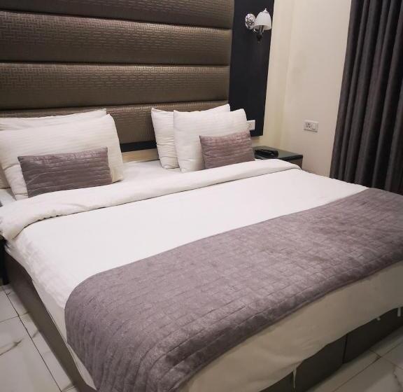 Quarto Deluxe Cama King, Pk Residency